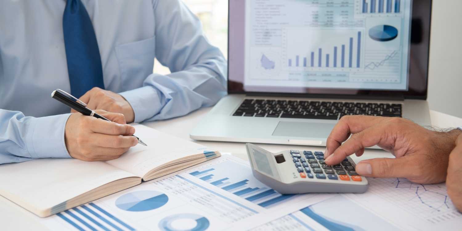 Financial advisory background
